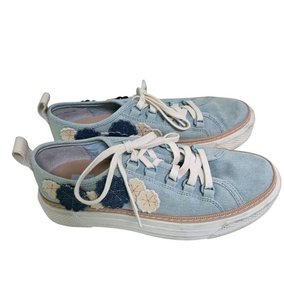 Dolce Vita Robbin Sneakers Light Blue Denim 3D Flower Embellished Size 8.5 - Picture 2 of 8